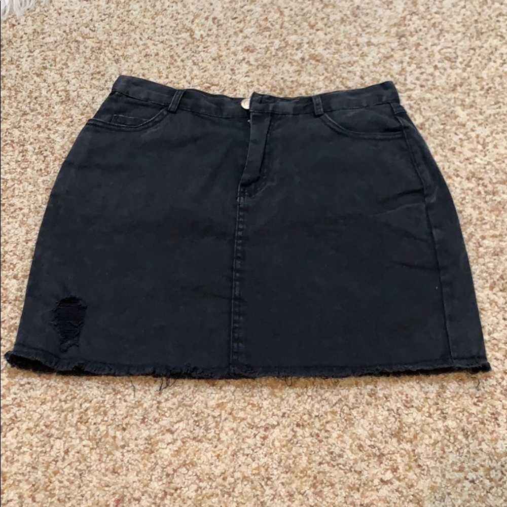 Lulus black denim skirt!